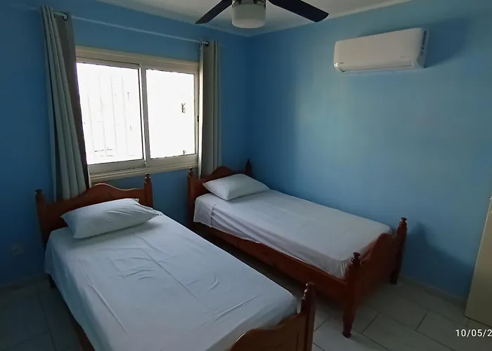 Emiliano 7 * ラルナカ