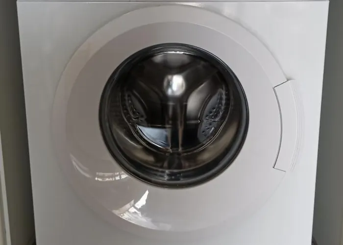 Emiliano 7 アパート